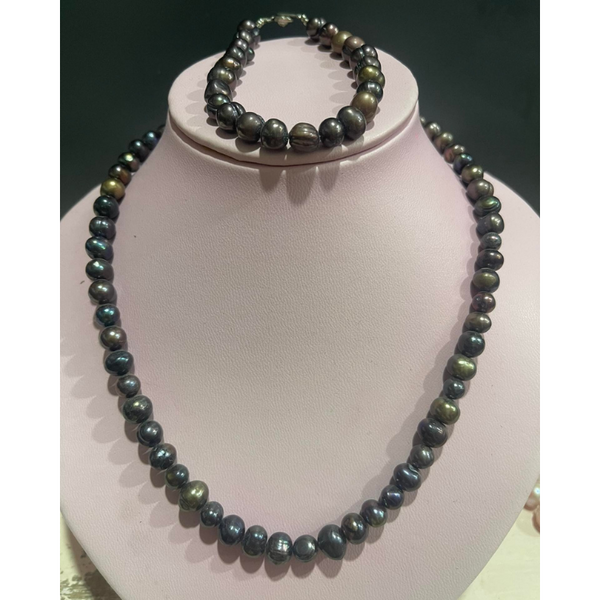 Pearl Necklace and Bracelet with Free Earrings - Black
