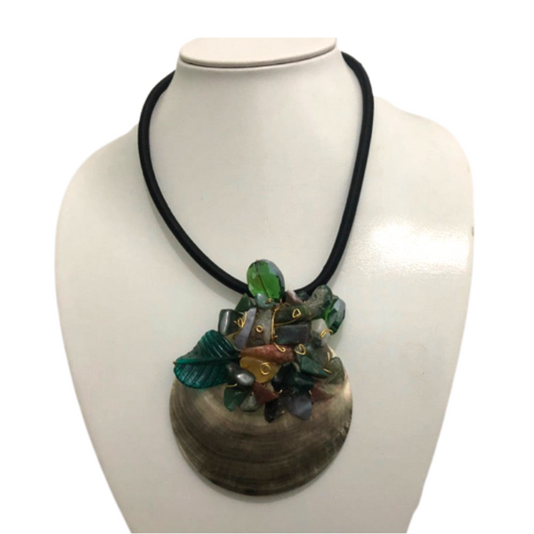 Necklace Shell with Stones - Gray